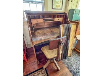 VICTORIAN OAK ROLL-TOP DESK