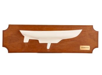 SHANNON 43, COMPOSITION HALF HULL