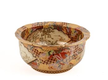 (20th c) ASIAN BOWL w/ MONKEY AND DUCK SCENES