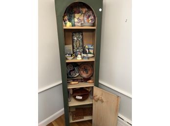 MISCELLANEOUS GROUPING of WOOD and POTTERY PIECES
