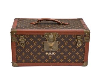 LOUIS VUITTON TRAIN CASE