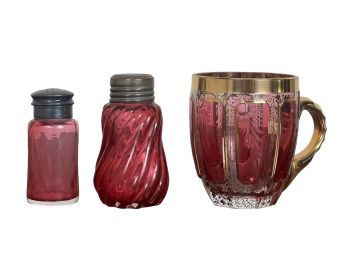 (2) CRANBERRY GLASS SHAKERS & CUT TO CLEAR MUG