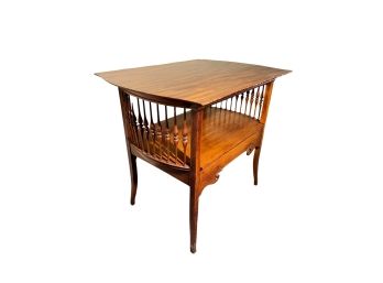 EDWARDIAN SATIN MAHOGANY LAMP TABLE