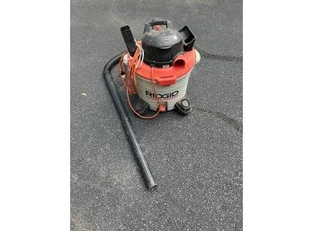 RIDGID (5) HP WET / DRY VACUUM