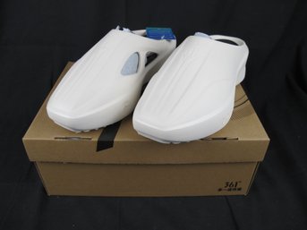 361 Degrees Shoes - Size 39 - New