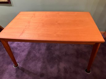 Amazing Hidden Leaf Mid-Century Modern Hardwood Dining Table With Two Included Leaves, Beautiful Condition