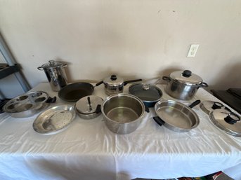 Kitchen Cooking Pots & Pans