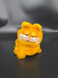 Vintage 1981 Dakin Plush 5' Garfield Cat Figure