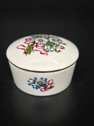 Limited Edition 1985 Heritage House Porcelain Music Box Yesterday