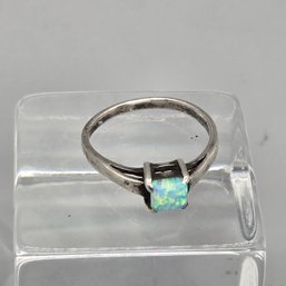 .925 Sterling Silver Gorgeous Fire Opal Ring Size 7 3/4