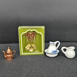 Dollhouse Kitchen Decor Lot