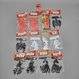 Lot Of Vintage Unopened Halloween Die-cut Hanging Garlands And Pumpkin Pin