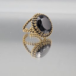 Vintage Style Gold Tone Twisted Rope Ring With Large Oval Black Faceted Stone  Size 6