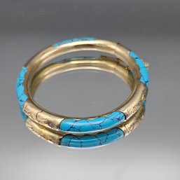 Vintage Gold-Tone Turquoise Inlay Hinged Bangle