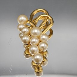 Vintage Napier Gold Tone Faux Pearl Cluster Brooch