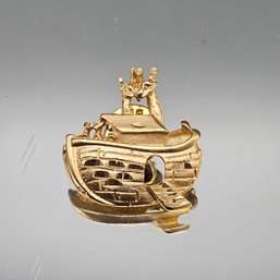 Vintage Gold-Tone Noah's Ark Lapel Pin With Two Giraffes