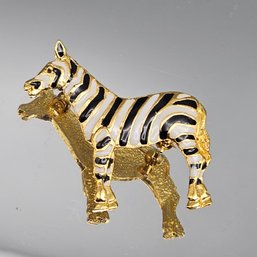 Vintage Gold Tone Zebra Brooch  Black & White Enamel Safari Animal Pin
