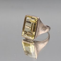 Sterling Silver Ring With Rectangular Yellow Faceted Stone  Size ~8