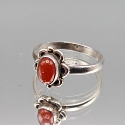 Vintage Sterling Silver Scalloped Carnelian Ring