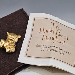 Vintage Franklin Mint Pooh Bear Limited Edition Gold-Toned Brooch