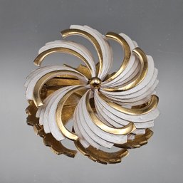 Vintage Two-Tone Textured Pinwheel Brooch