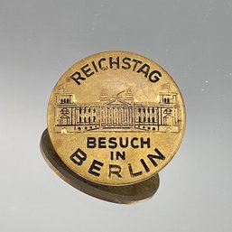 Vintage Reichstag 'Besuch In Berlin' Souvenir Pin