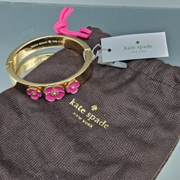 New Kate Spade Flutter Floral Bangle With Pouch - Gold & Pink Enamel Flower