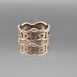 Vintage Sterling Silver Celtic Trinity Knot Band - Size 7.5