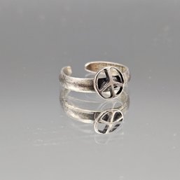 925 Sterling Peace Sign Toe Ring Size 2.5 Adjustable