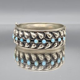 Vintage Silver Tone Turquoise Wide Cuff Bracelet Hinged Bangle 2.23