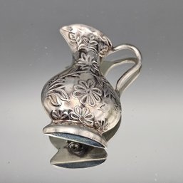 Sterling Silver Floral Pitcher Brooch - 0.27 Ozt