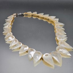 Hand Carved Mother Of Pearl Leaf Macrame Necklace 15'