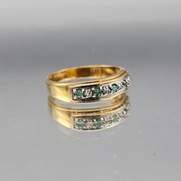 Gold Tone Ring W/ Green & Clear Rhinestones Channel Set Size 10