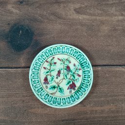 Majolica Plate Trivet 5 1/8in Green Scalloped Raised Relief Vintage