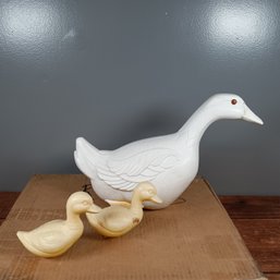 Mother Goose And Ducklings Blow Mold