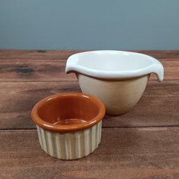 Pair Of Bennington Vermont Pottery Bowls
