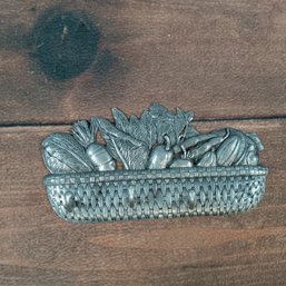 Vegetable Basket Key Hook