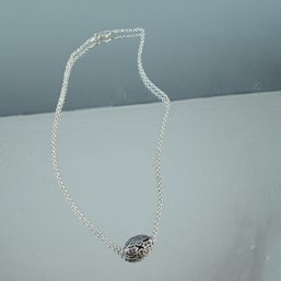 Sterling Silver Necklace With Oval Pendent.