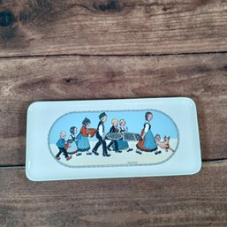 LARGE VILLEROY & BOCH - HANSI D'ALSACE VITR0 PORCELAINE TRAY 13.5''