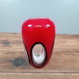 Art Glass Red Vase With Clear Circles Wth Black Border 9'