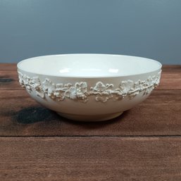 Wedgwood Queensware Cream On Cream, Plain Edge, 10-inch Large Salad Serving Bowl