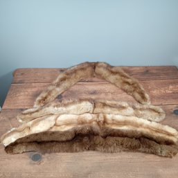 4 Animal Fur Scarfs And Wraps