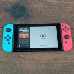 Nintendo Switch Gaming Console