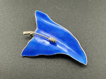 Vintage David-Andersen Style Norwegian Sterling Silver & Cobalt Blue Guilloch Enamel Leaf Brooch