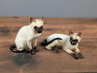 Pair Shafford Japan Seal Point Siamese Cat Figurine Statue Number 103 & 104