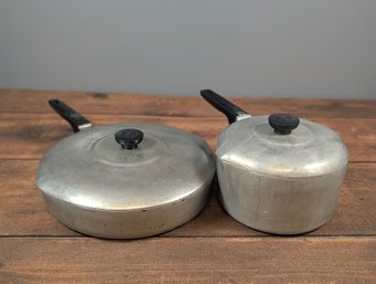 2 Wagner Ware Sidney Magnolite Pots 4683 & 4812