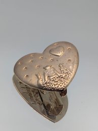 Vintage 2002 Shrek DreamWorks Gold-Tone Heart Pin  Variety Club