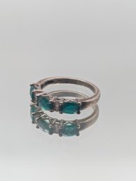 925 Sterling Silver Marquise Green Stone Trilogy Ring Size 8.5- .88 Ozt
