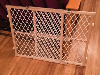 Adjustable Child/baby Gate