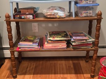 Vintage Veneered Wood 2 Tier Shelf With Turned Spindle Legs